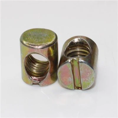 مسمار وتد متقاطع للأثاث M6 × 70 مم